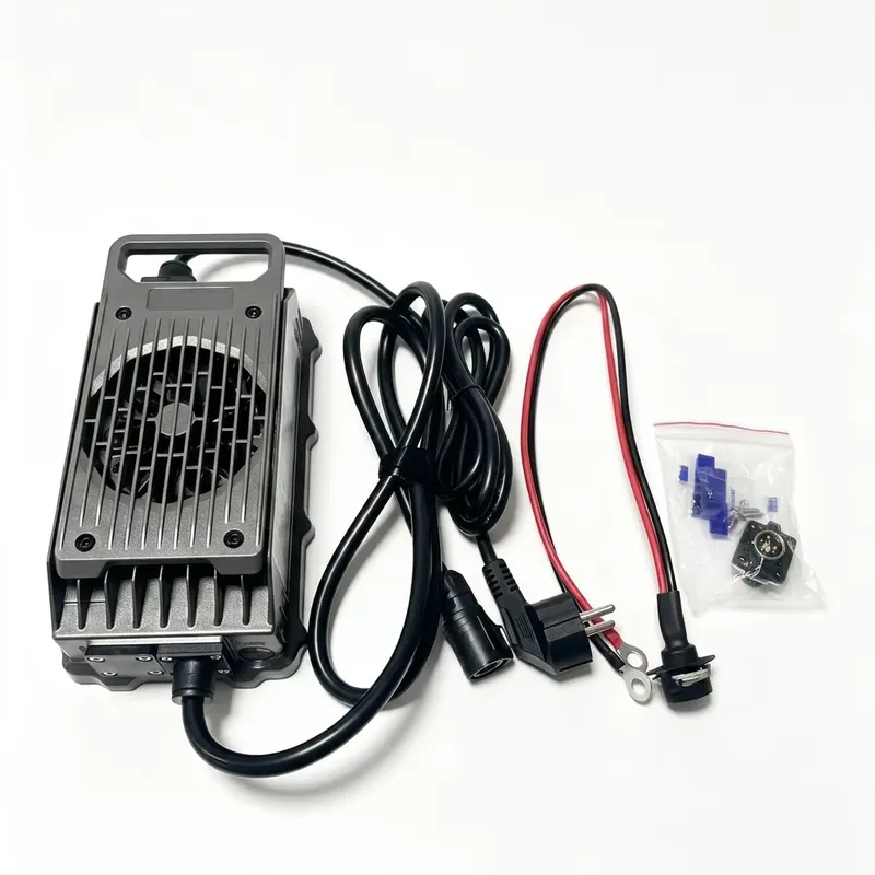 Electric Surfboard Charger Efo - đánh giá và giá 84V 20A Smart Charger